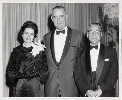 Lady Bird Johnson, Vice-President Lyndon B. Johnson, and Harry Greenstein, recipients of the Stephen S. Wise Medallion Award at a Testimonial Dinner of the American Jewish Congress, April 3, 1962. T1989.095.010