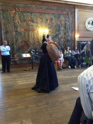 Anne Boleyn has a fight with her mother for the entertainment of 21st century guests.