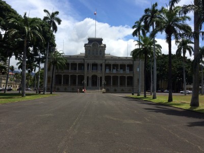 The front of Iolani Palace.