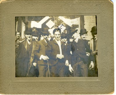  Julius Braun, Harry Schaeneman, Lenny Wertheimer, Suburban Club, 1911. JMM 1997.113.5